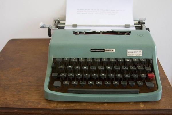 时光记忆里的那份复古--打字机设计赏