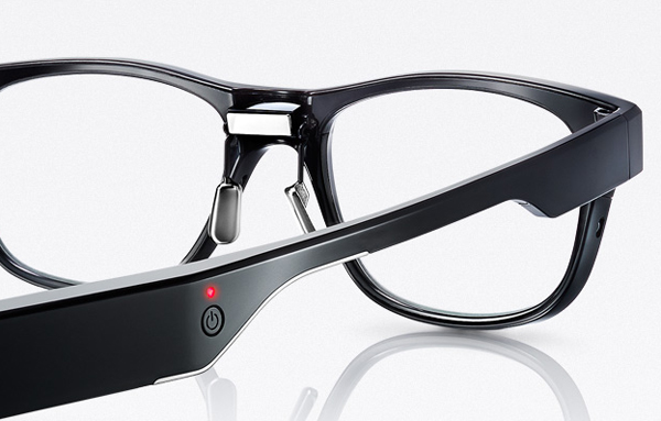 JINS 发布全新智能眼镜 JINS MEME | 理想生活