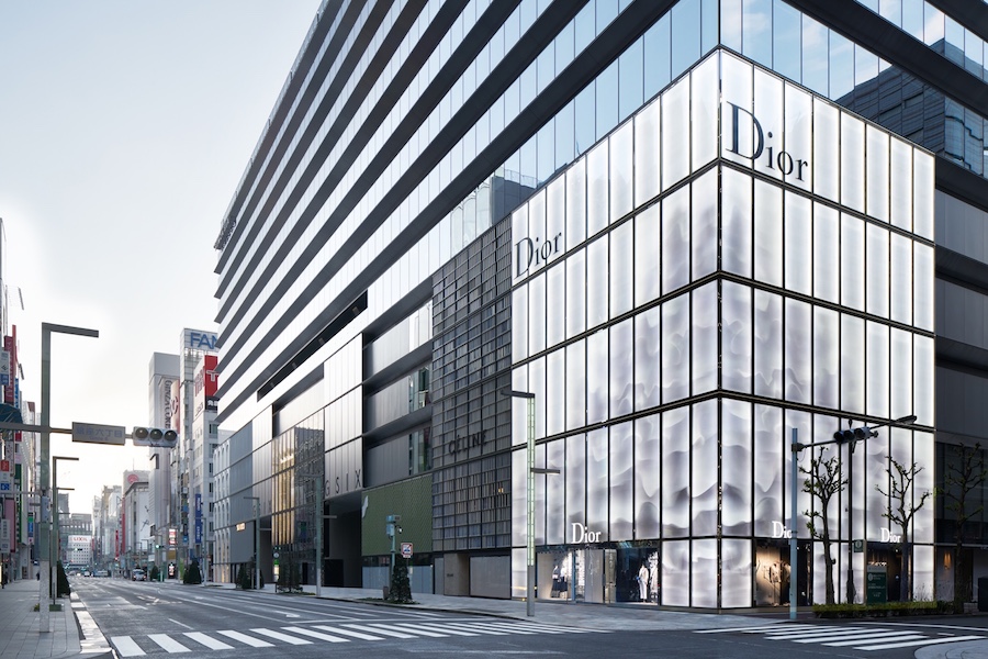 5 层楼带上咖啡厅,Dior 全球最大旗舰店在银座