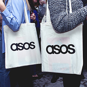 又一家宣布停售动物相关制品的品牌，是英国时尚电商 ASOS