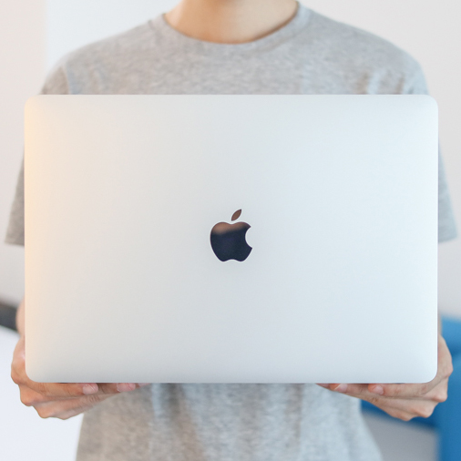 我们上手了新款 MacBook Pro，从三个重点来说一下它的变化