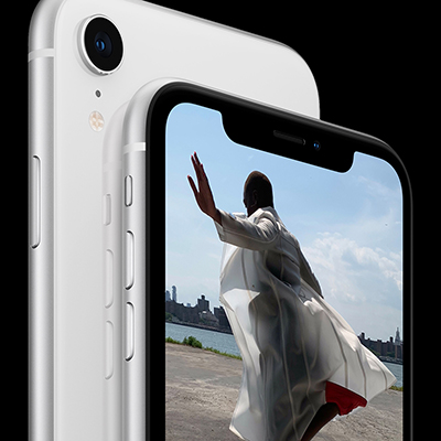 苹果发布第四代 Apple Watch 和三款新 iPhone，终于支持双卡双待了