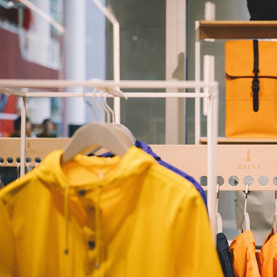 Rains 在上海世贸广场开出又一间概念店，还引入了定制服务