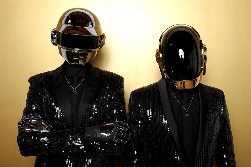 传奇落幕,法国电音组合 daft punk 宣布解散