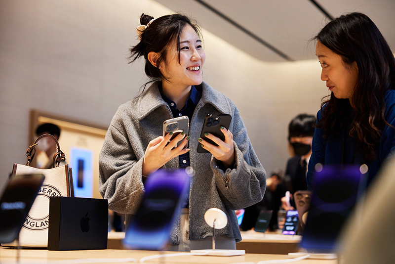双层玻璃幕墙、一层零售空间，苹果首尔江南区全新 Apple Store 开幕 | 新科技吧