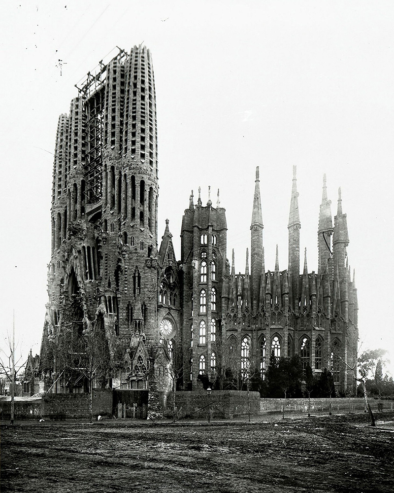 1915 年的现场照片 ©Arxiu Mas