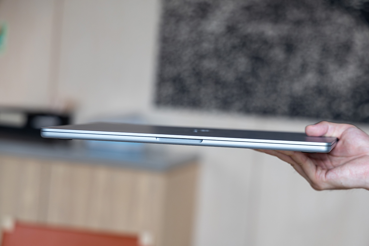MacBook Air 薄还是真的薄