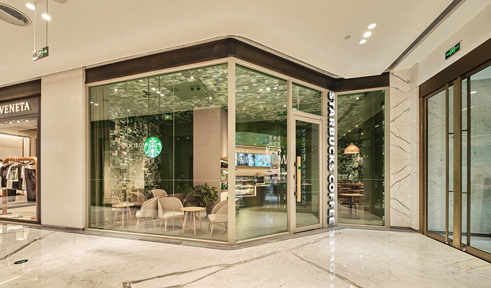 星巴克臻选西安 SKP 中厅店和西安 SKP 东门店