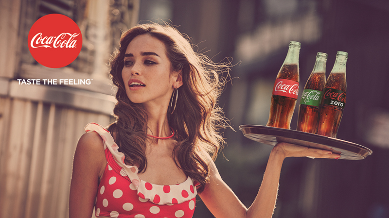 可口可乐广告女孩图片